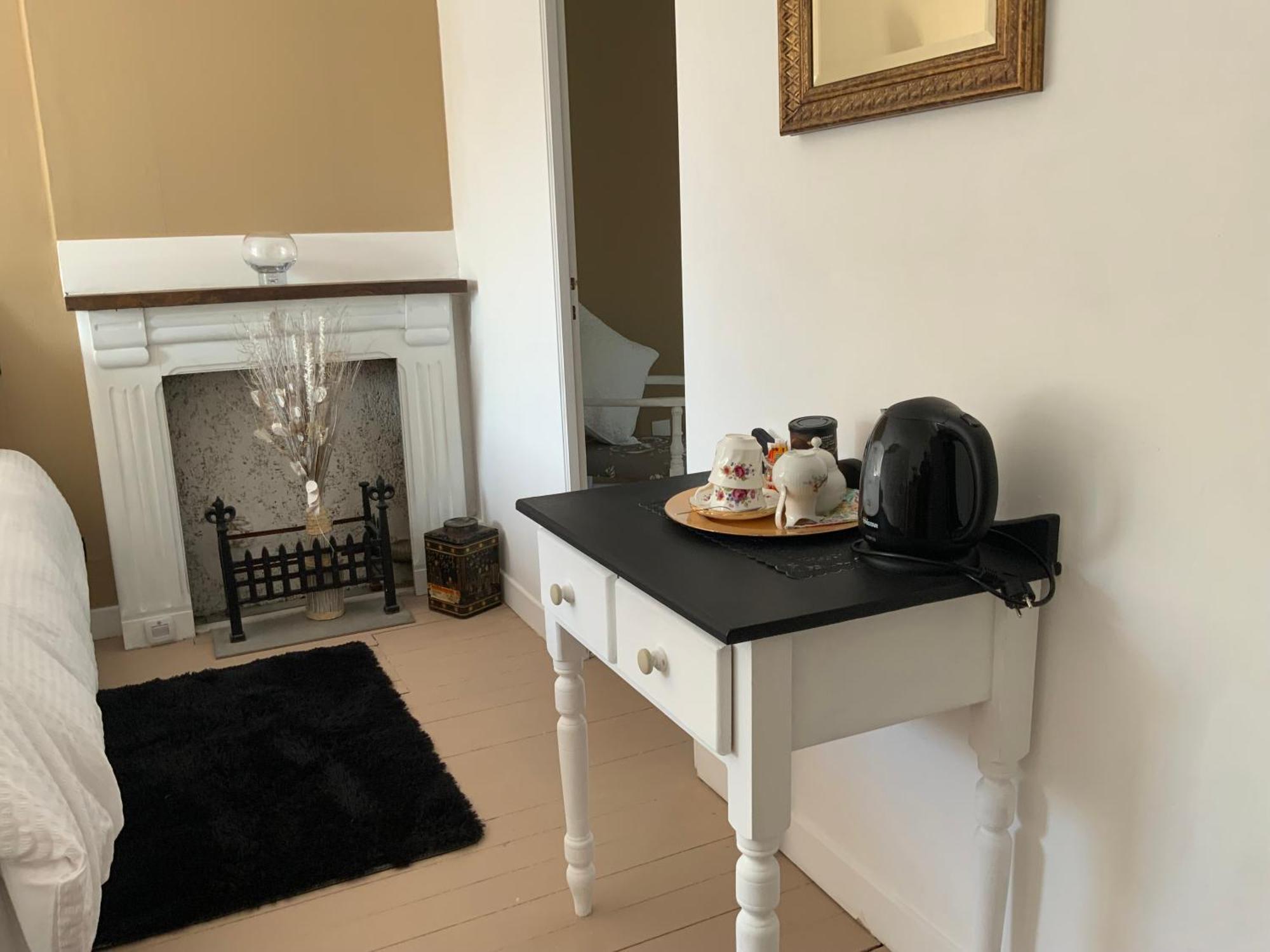 Welcoming And Peaceful Bed And Breakfast Fougerolles-du-Plessis Exterior foto